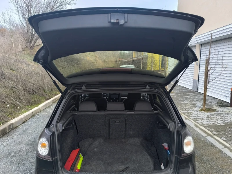 VW Golf 5, снимка 5 - Автомобили и джипове - 53572484