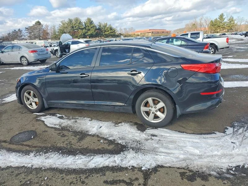 Kia Optima 2.4L 4 Front-wheel Drive, снимка 6 - Автомобили и джипове - 53646465