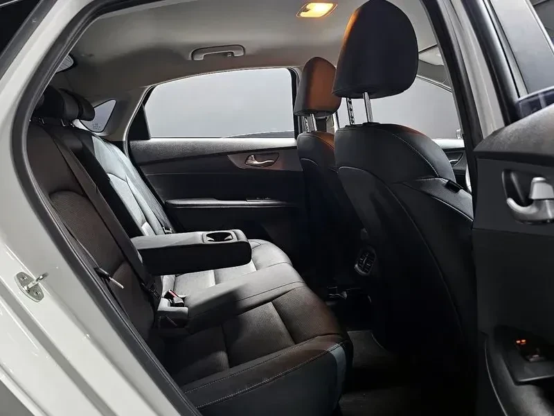 Kia K3 * Prestige* Camera* Navi | Mobile.bg � ����������� 14