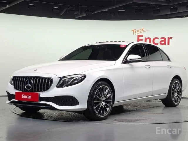 Mercedes-Benz E 220 * ФИКСИРАНА ЦЕНА ДО БЪЛГАРИЯ * АВТОКРЕДИТ