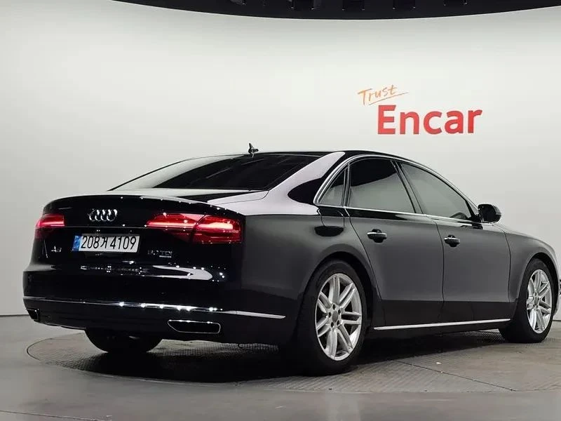 Audi A8, снимка 2 - Автомобили и джипове - 56689603