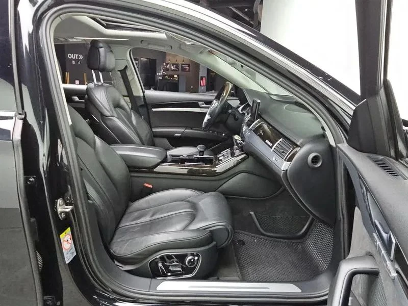 Audi A8, снимка 12 - Автомобили и джипове - 56689603
