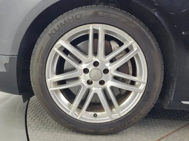 Audi A8, снимка 5 - Автомобили и джипове - 56689603