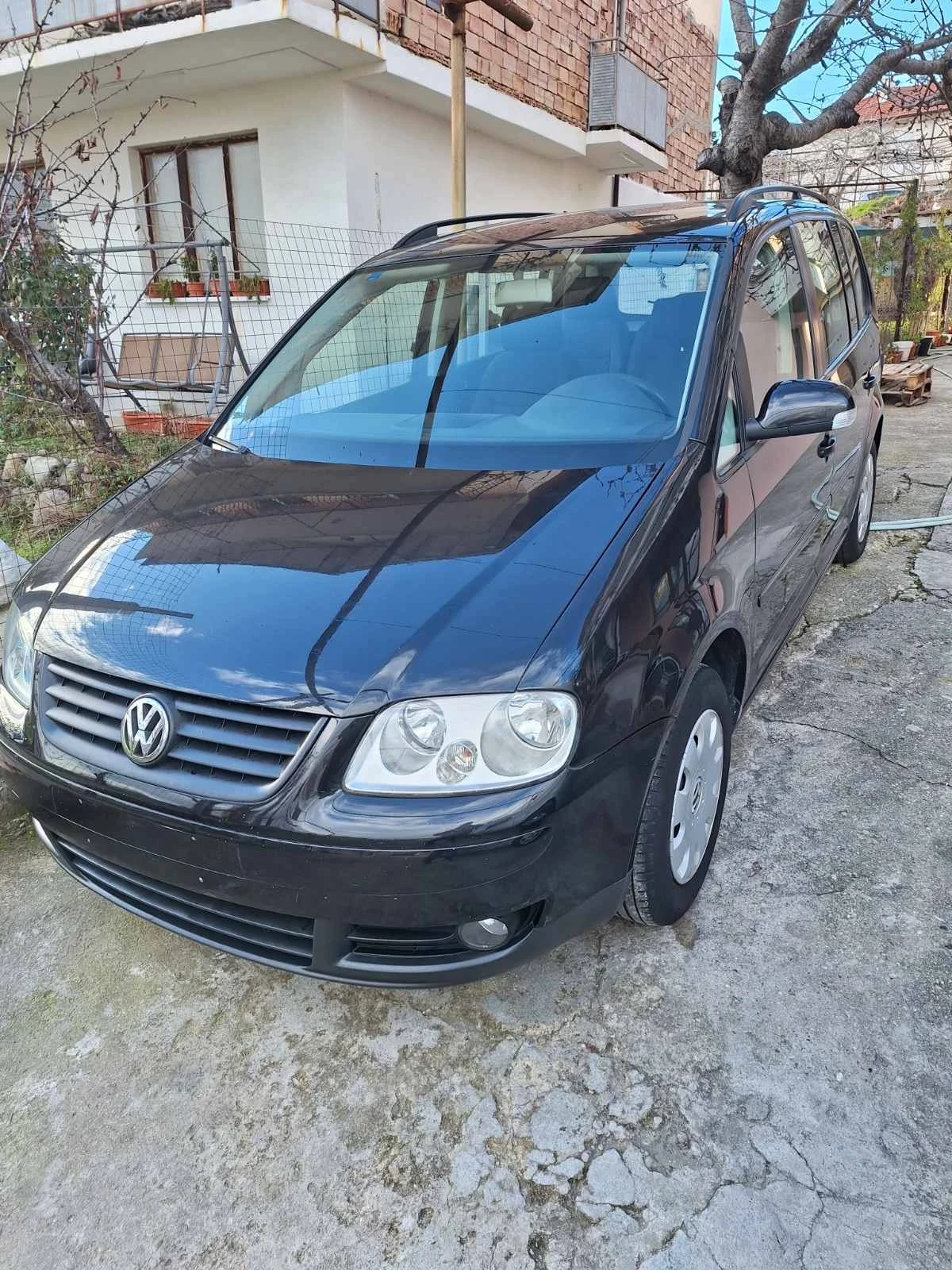 VW Touran 1.9, снимка 1