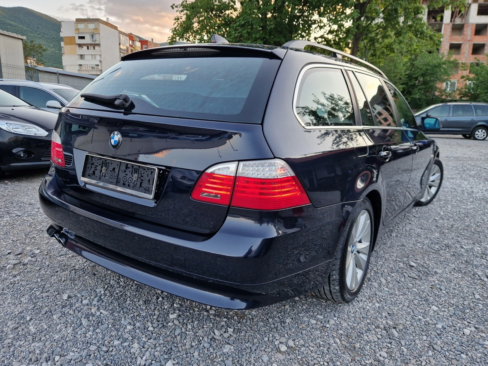 BMW 525 3.0D FACE КОЖА  - изображение 2