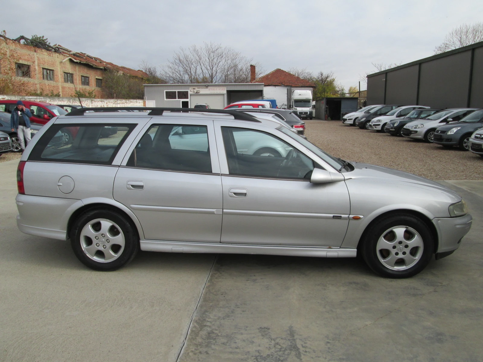 Opel Vectra 2.0DTI 101kc - изображение 4