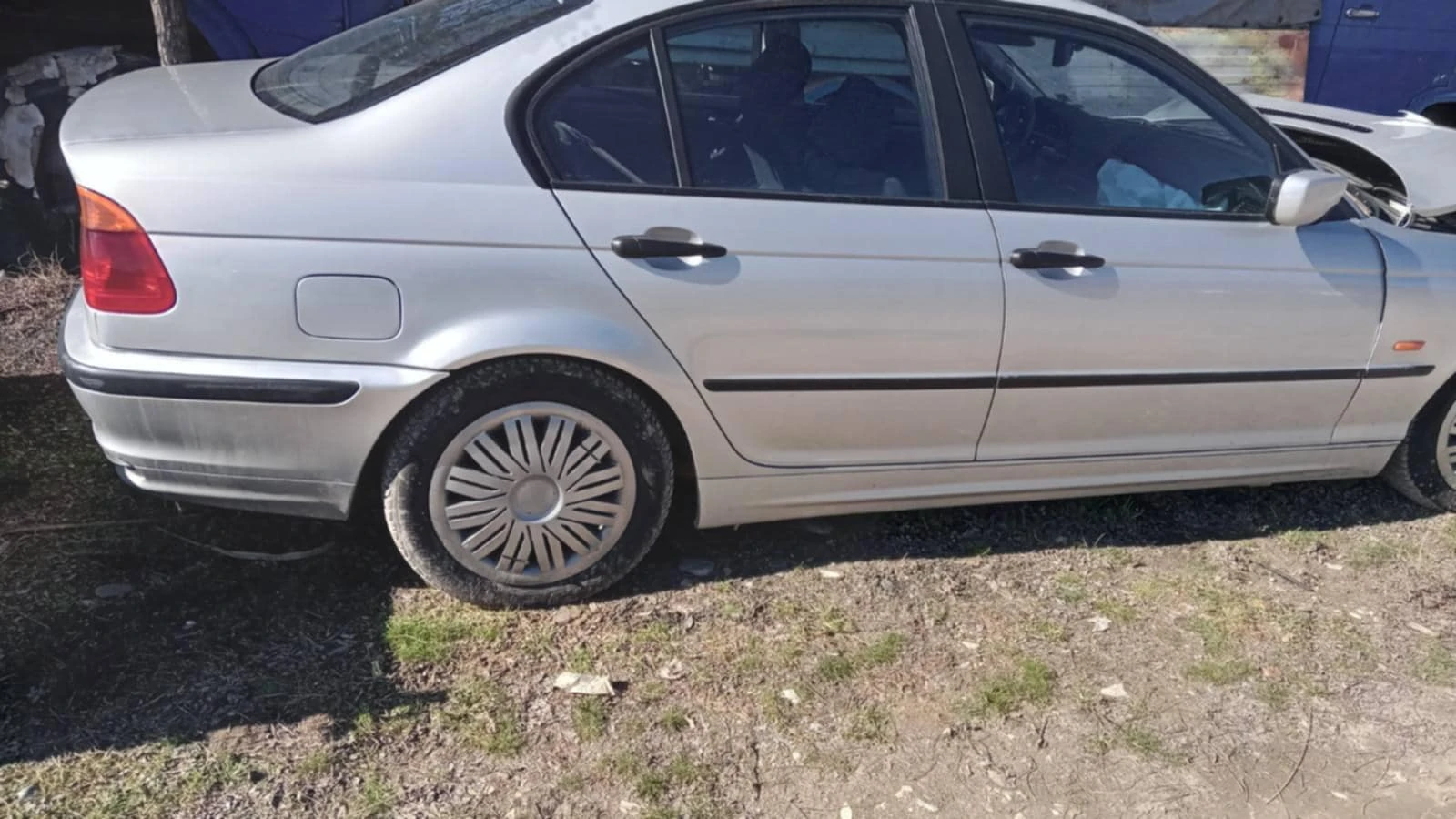 BMW 320  - изображение 2