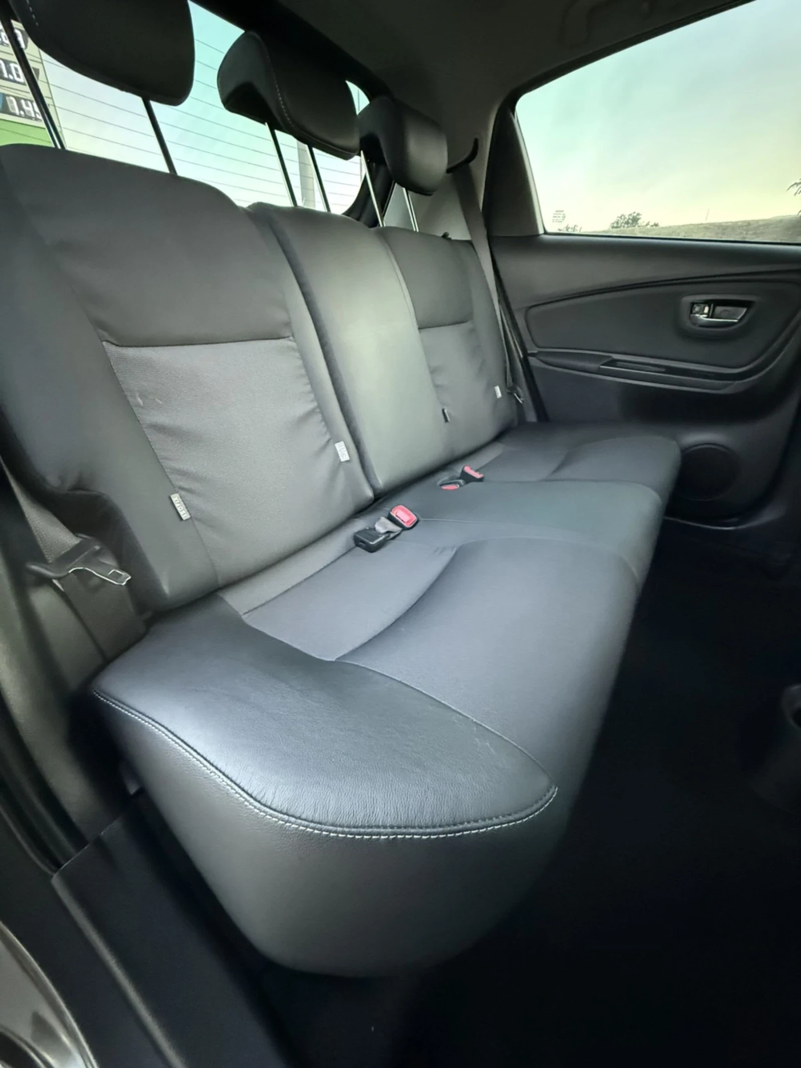 Toyota Yaris   Keyless///Navi/ | Mobile.bg   12