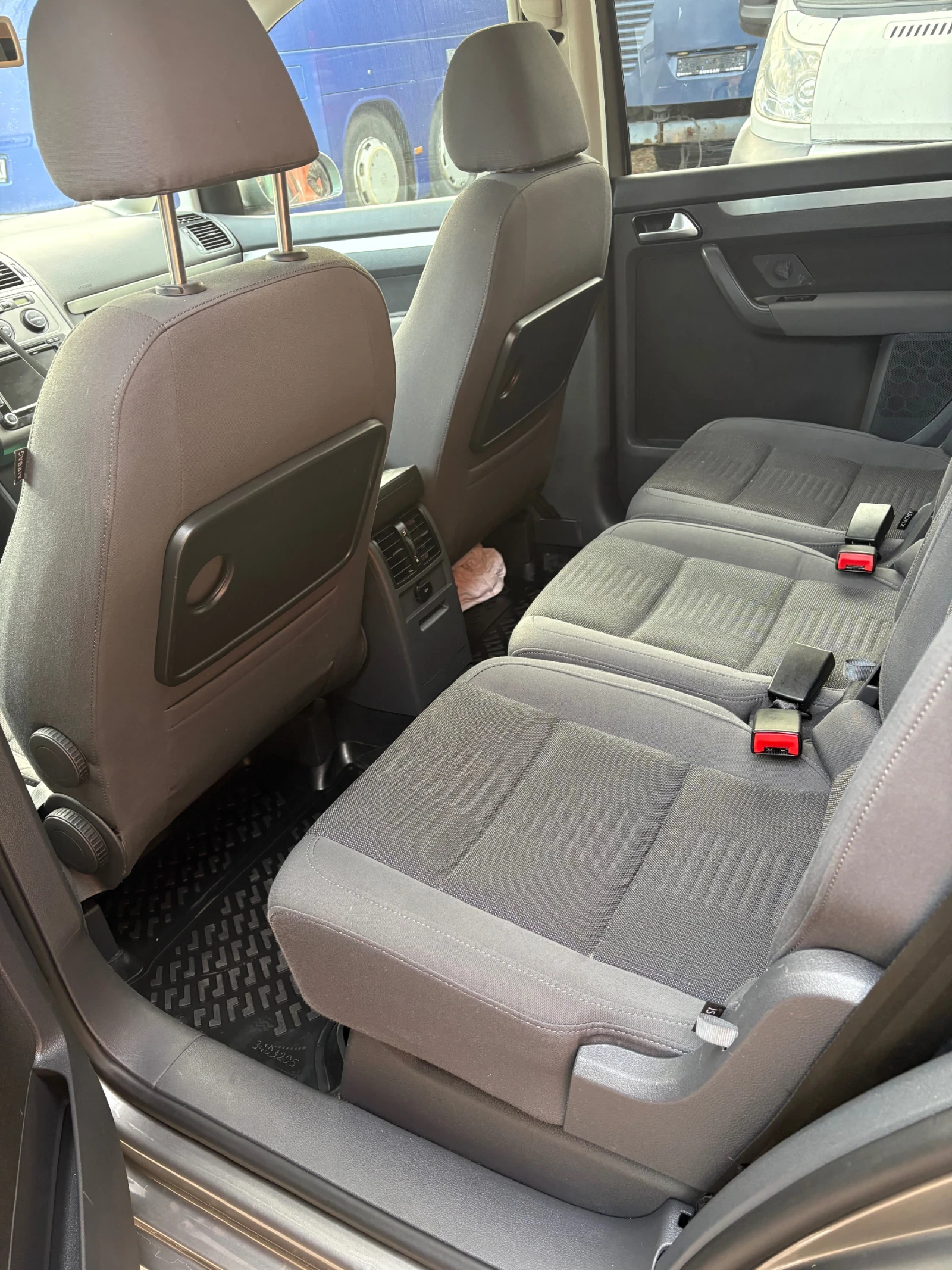 VW Touran 1.4 TSI - изображение 8