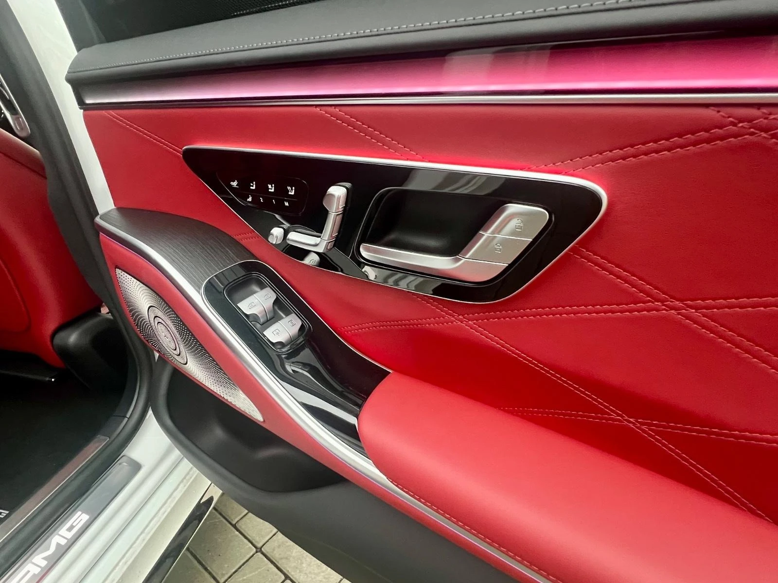 Mercedes-Benz S 63 AMG E-PERFORMANCE/LONG/CHAUFFEUR/EXCLUSIV/BURM/TV/360/ - изображение 10