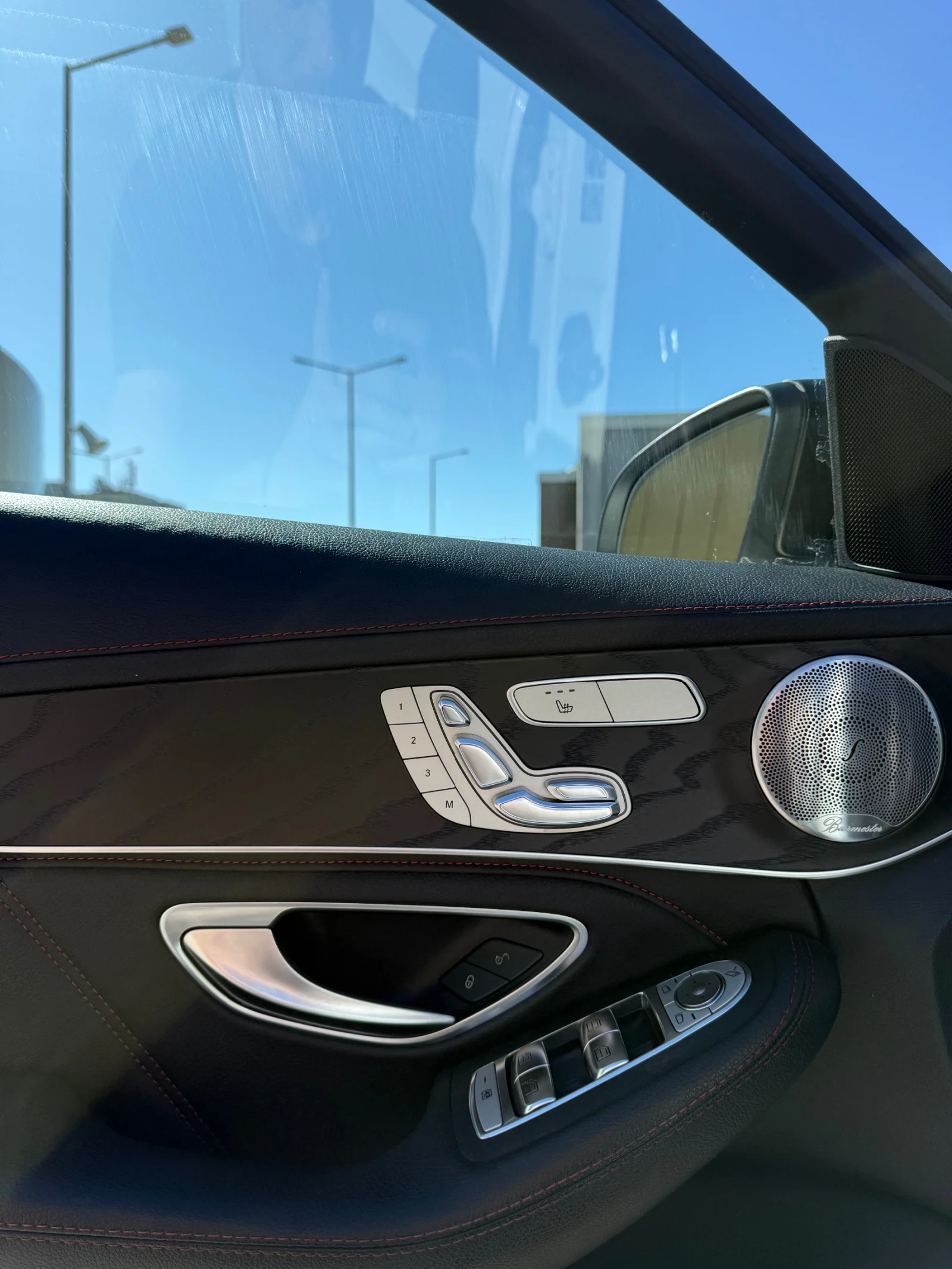 Mercedes-Benz C 43 AMG Digital cockpit/4MATIC/BITURBO/FACELIFT, снимка 10 - Автомобили и джипове - 53435623