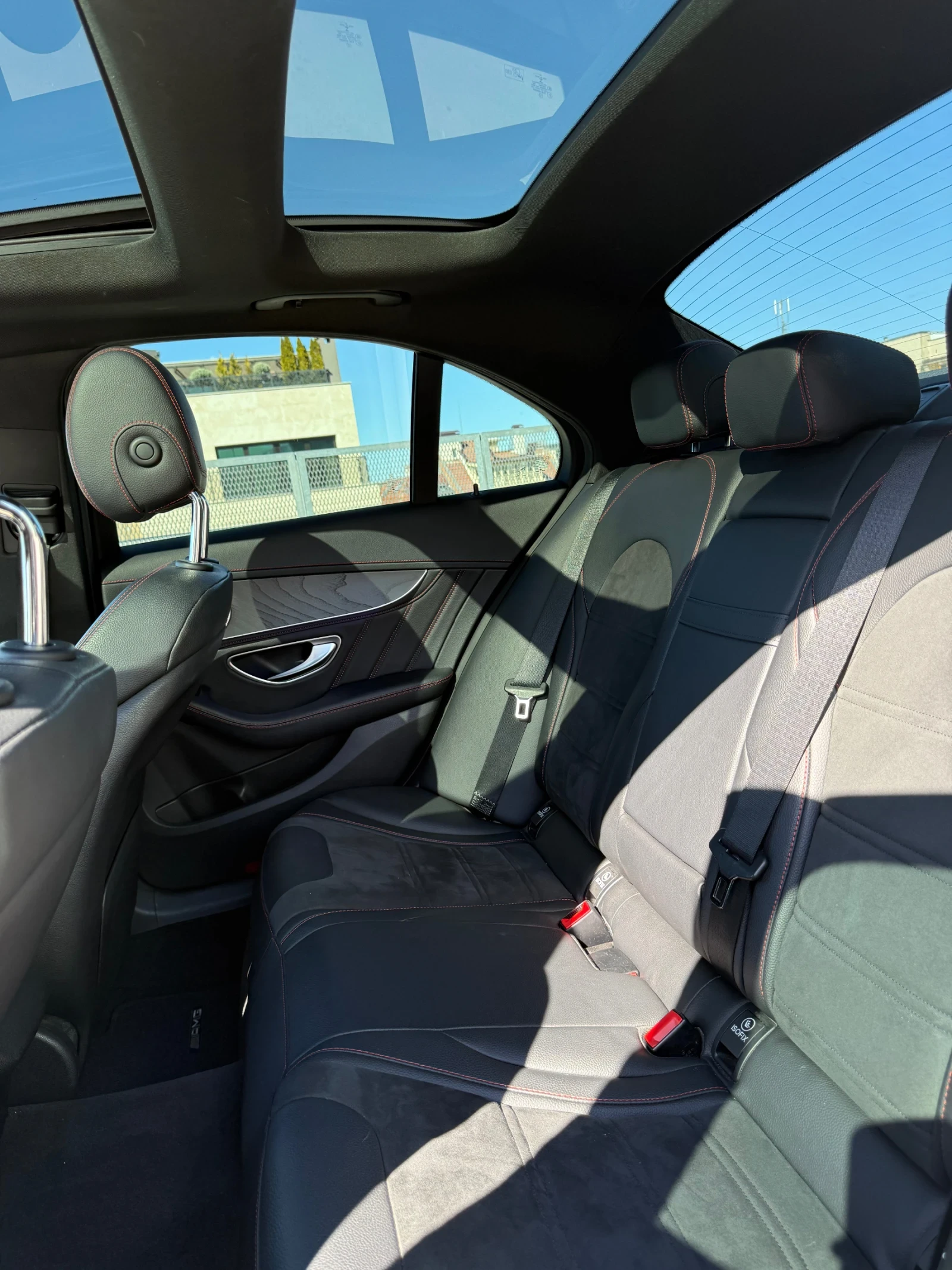 Mercedes-Benz C 43 AMG Digital cockpit/4MATIC/BITURBO/FACELIFT, снимка 17 - Автомобили и джипове - 53435623