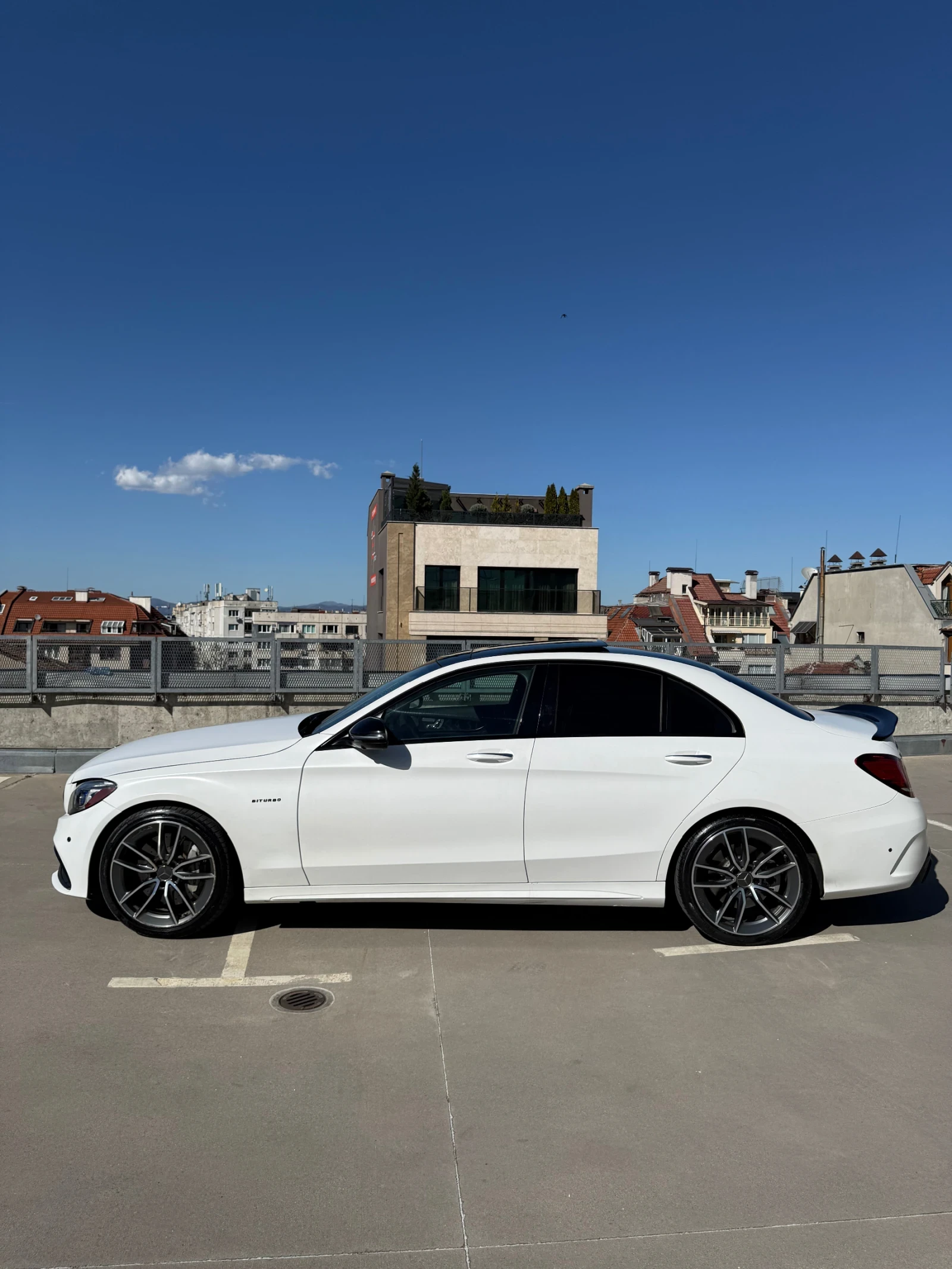 Mercedes-Benz C 43 AMG Digital cockpit/4MATIC/BITURBO/FACELIFT, снимка 4 - Автомобили и джипове - 53435623