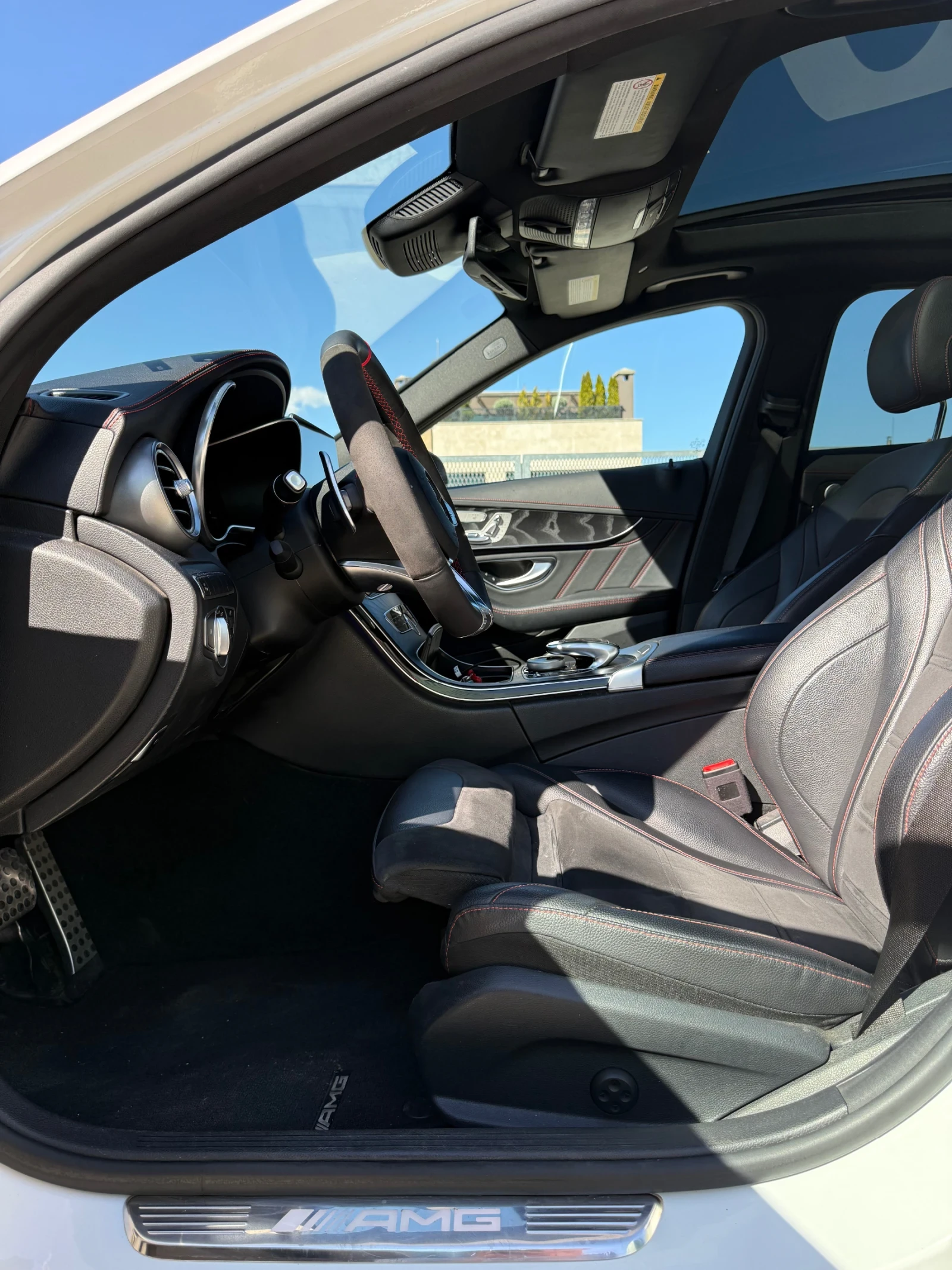 Mercedes-Benz C 43 AMG Digital cockpit/4MATIC/BITURBO/FACELIFT, снимка 9 - Автомобили и джипове - 53435623