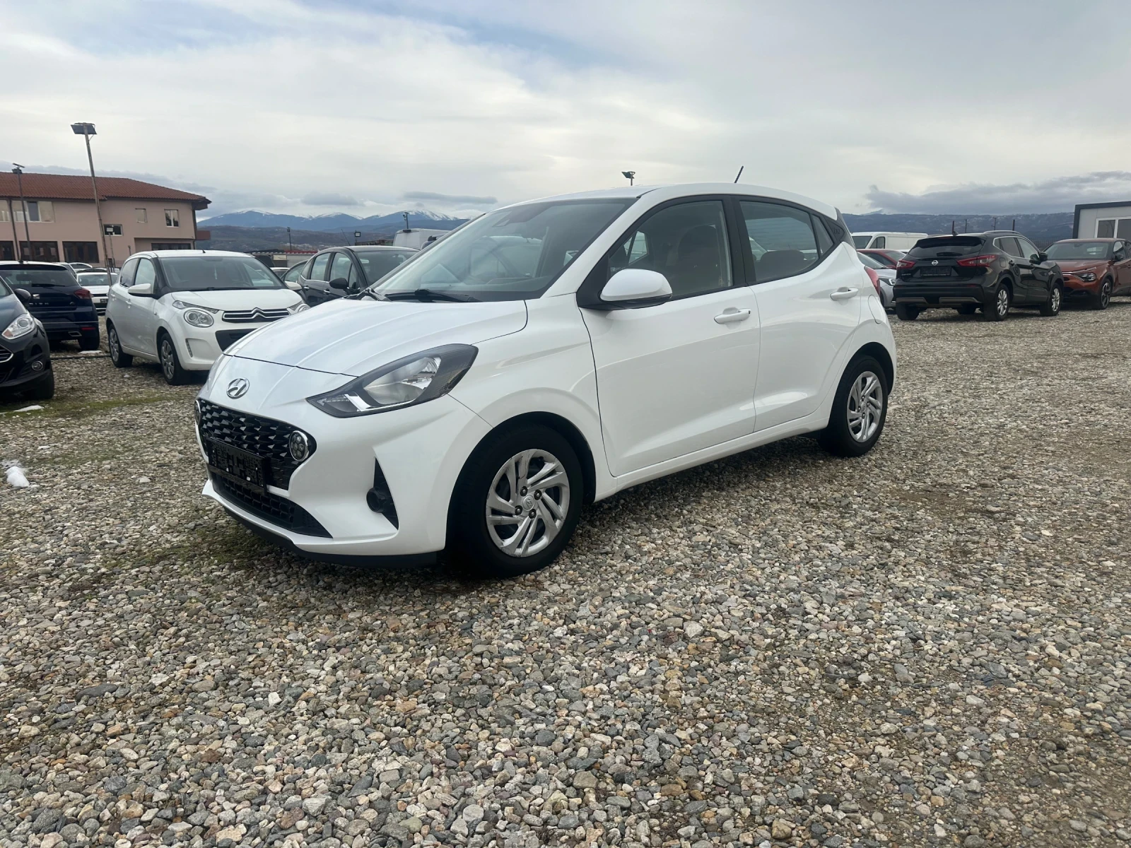 Hyundai I10  - изображение 2
