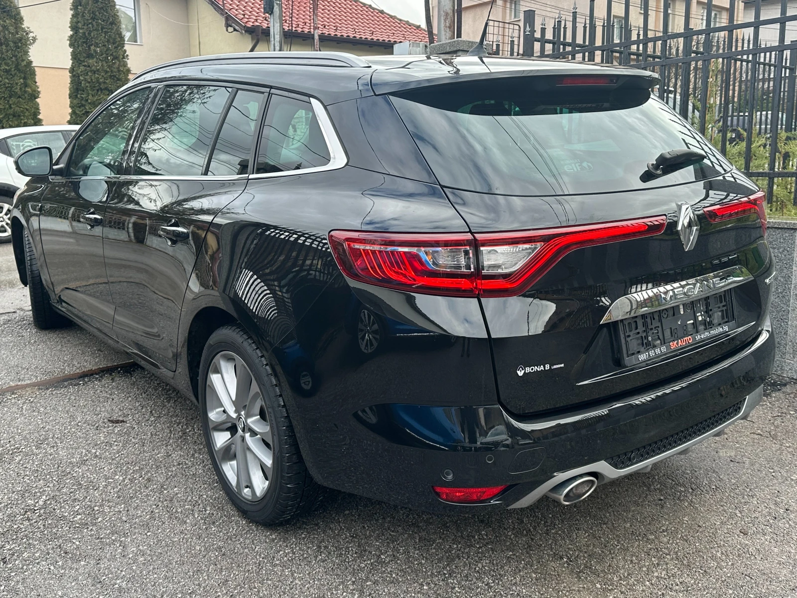 Renault Megane 1.5D-GTline-LED-NAVI-PDC-EURO6B-6ск-CAMERA-KEYLESS - изображение 4