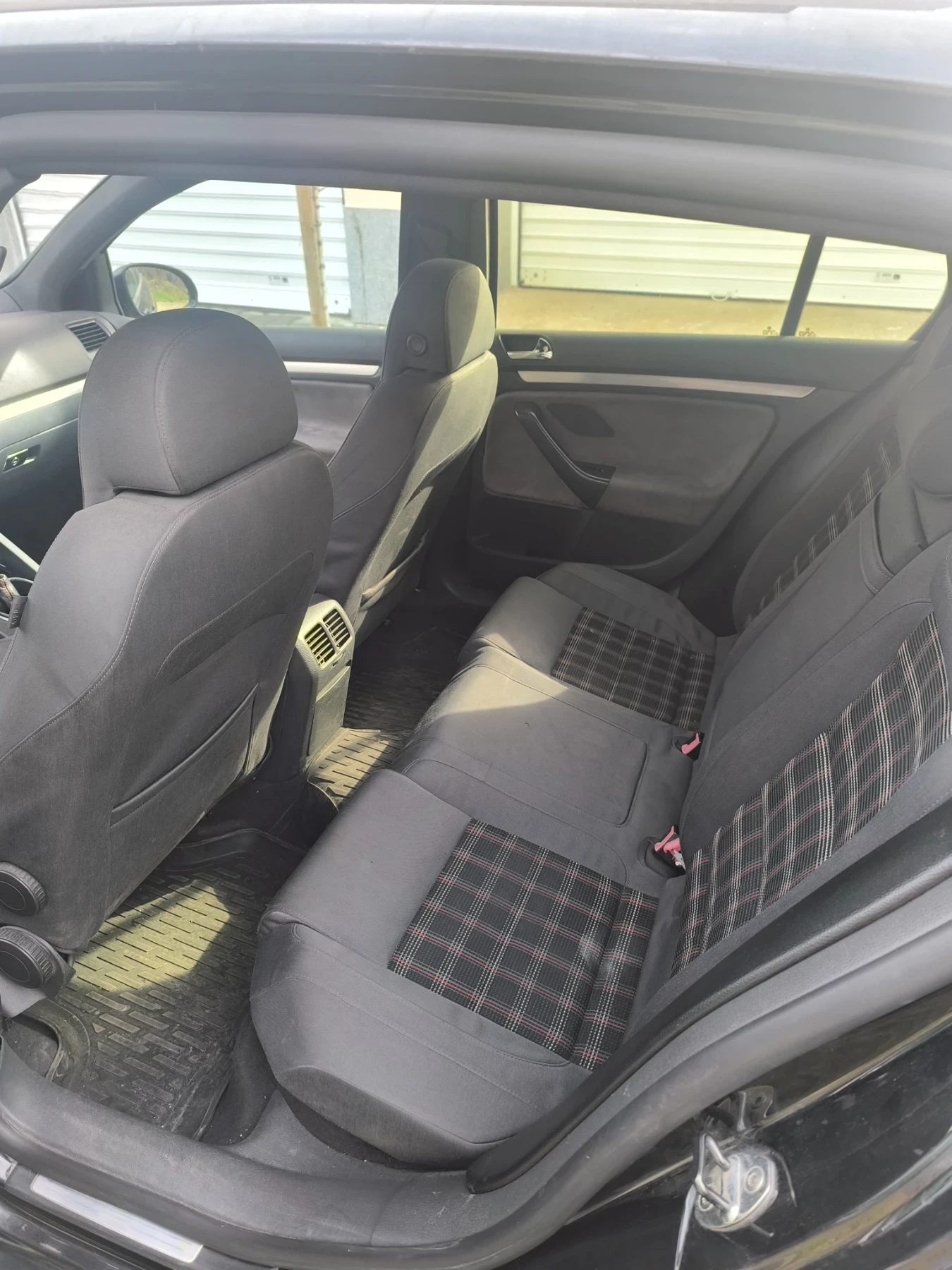 VW Golf 5, снимка 12 - Автомобили и джипове - 53671157