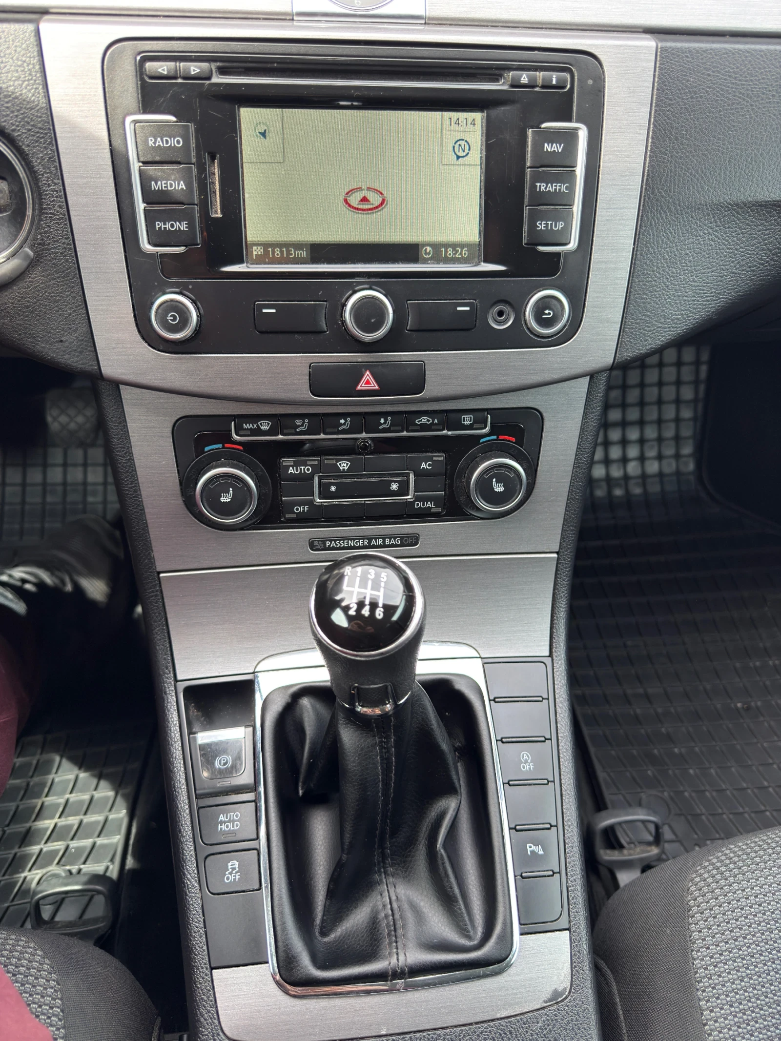 VW Passat 2.0 D 140 к.с, снимка 8 - Автомобили и джипове - 54181188