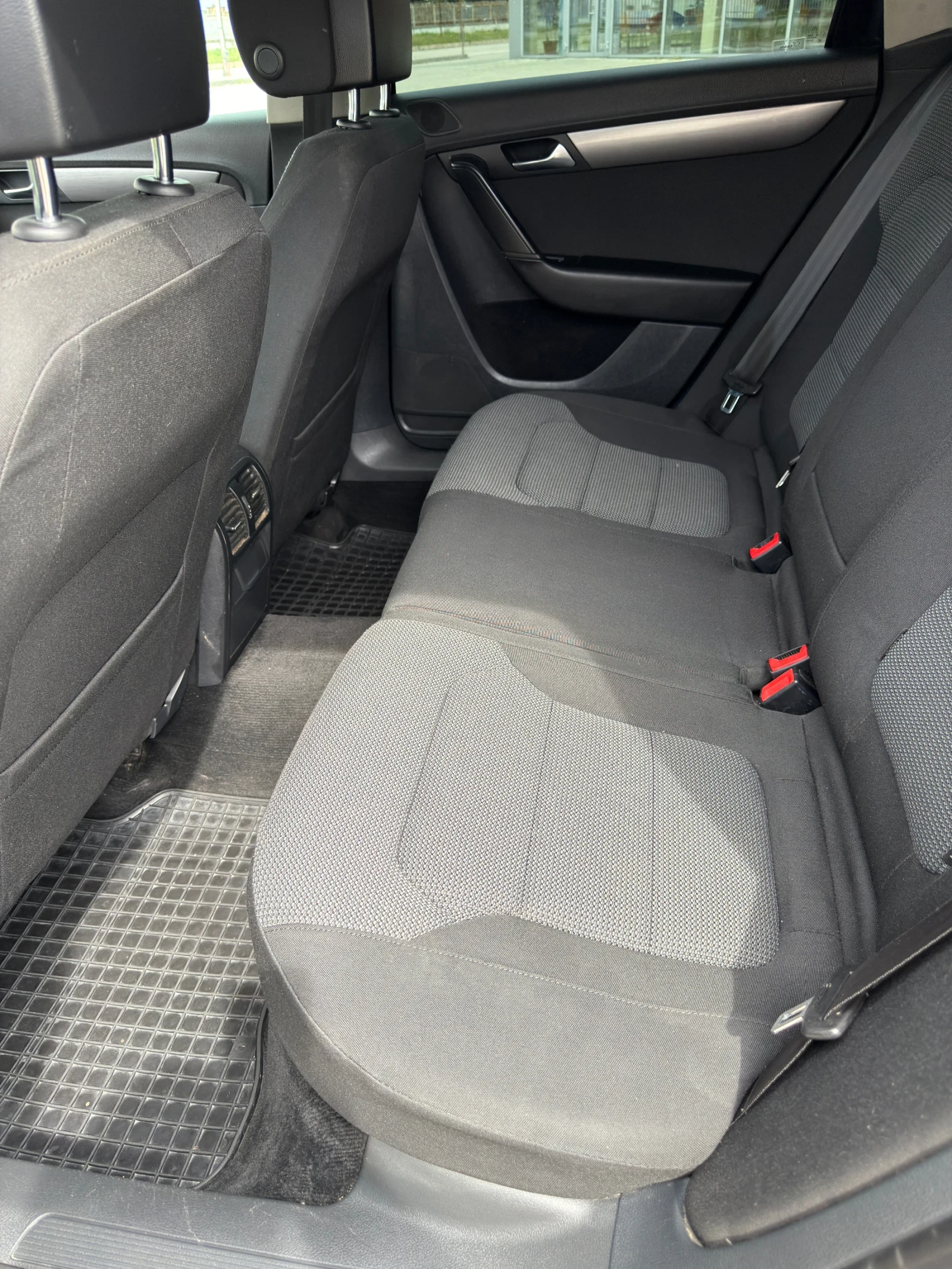 VW Passat 2.0 D 140 к.с, снимка 11 - Автомобили и джипове - 54181188