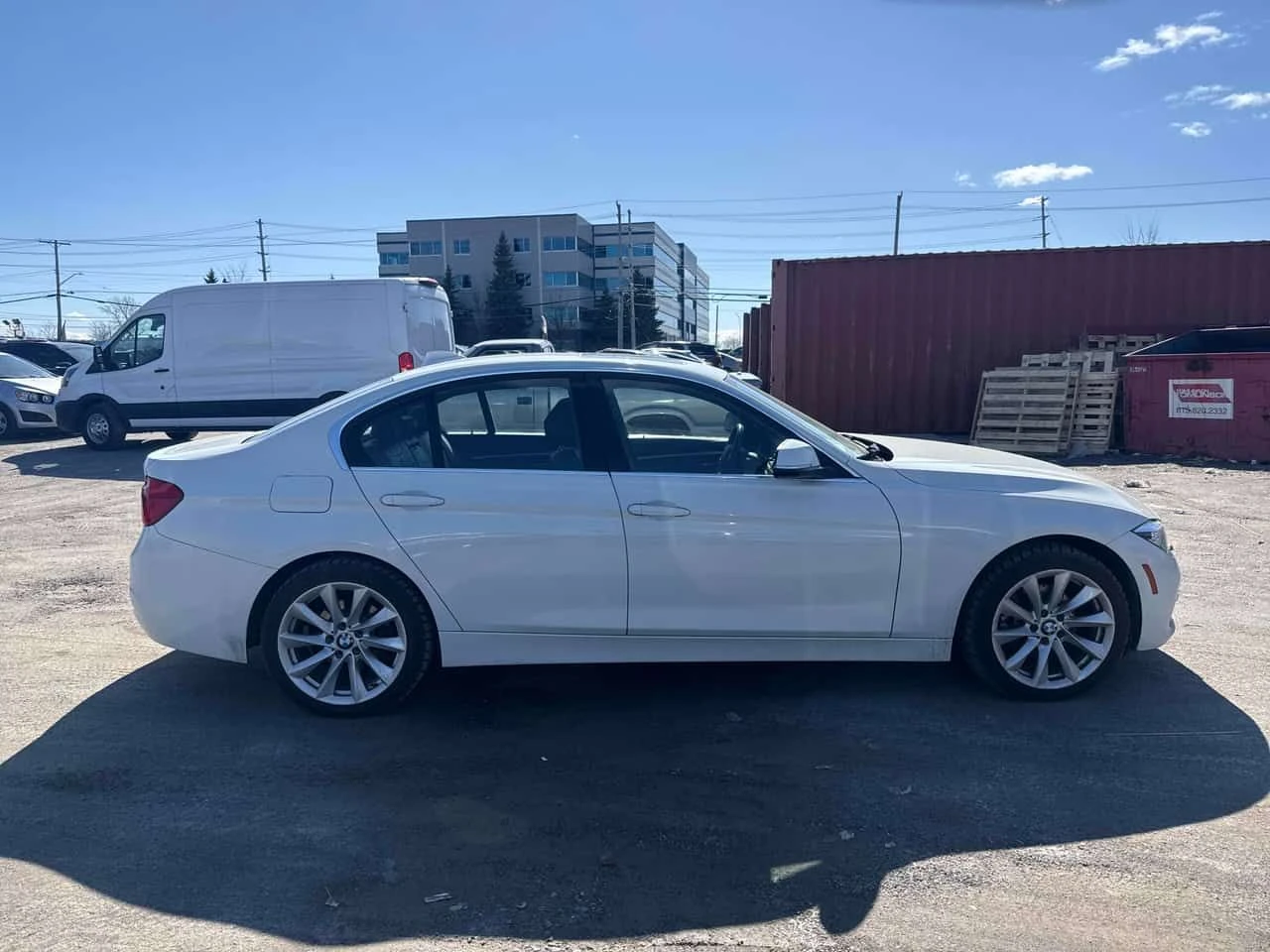 BMW 330 * 330i xDrive * CARFAX * ���� �� �� | Mobile.bg � ����������� 3
