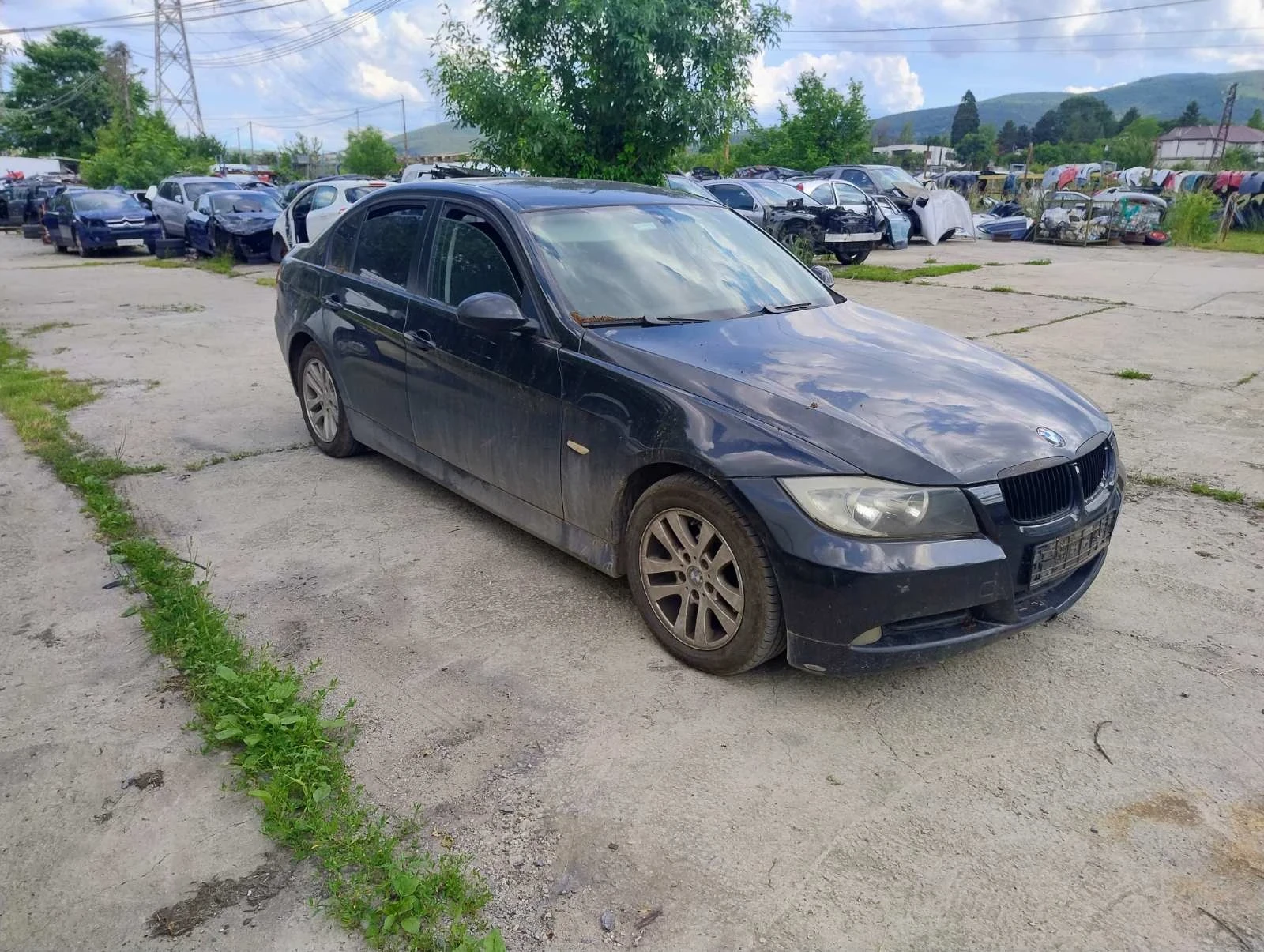 BMW 320, снимка 2 - Автомобили и джипове - 54828387