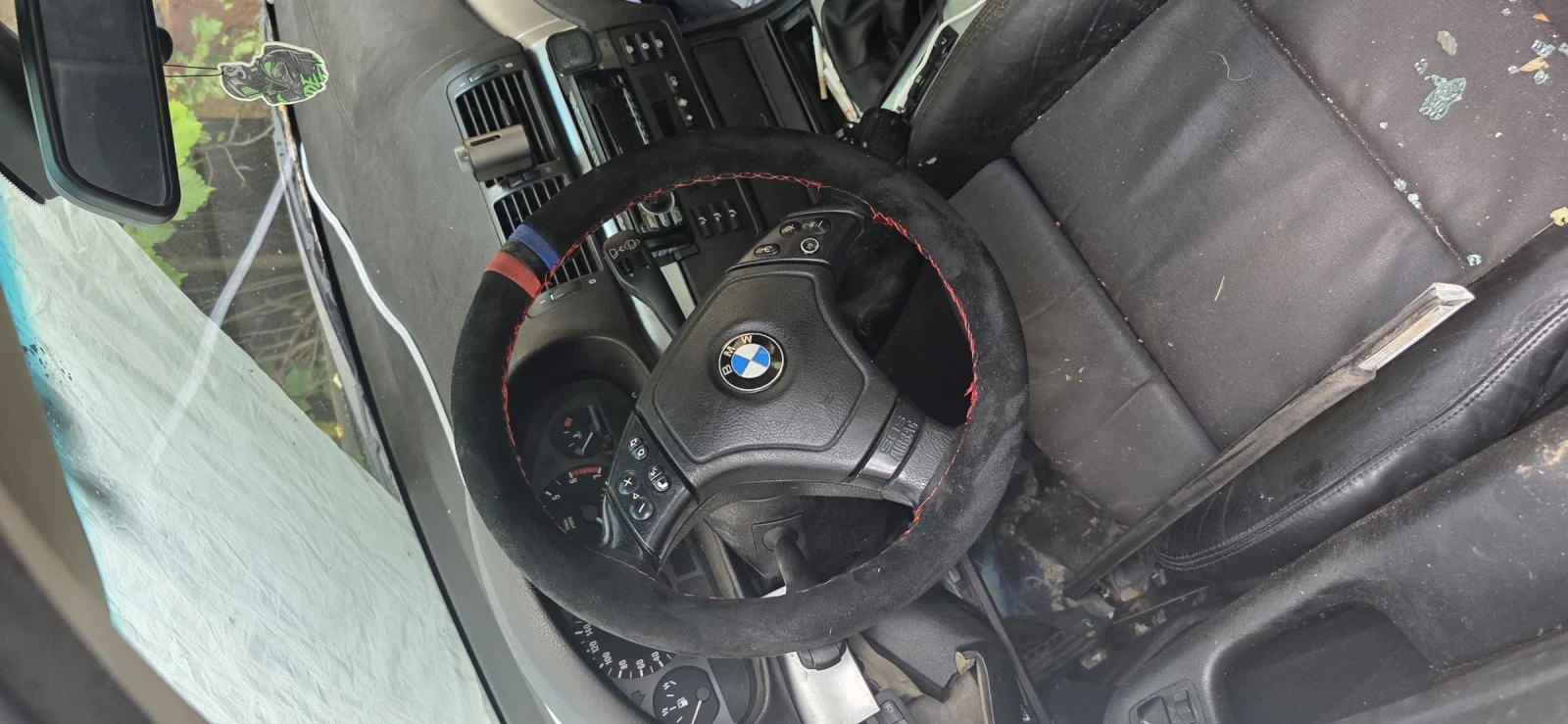 BMW 323 323i, снимка 2 - Автомобили и джипове - 55128720
