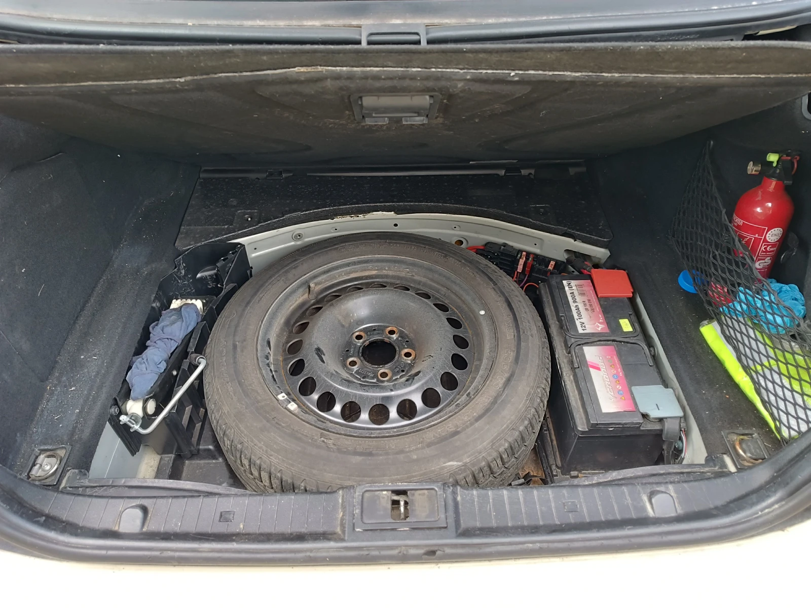 Mercedes-Benz E 200 CDI, снимка 16 - Автомобили и джипове - 55270177