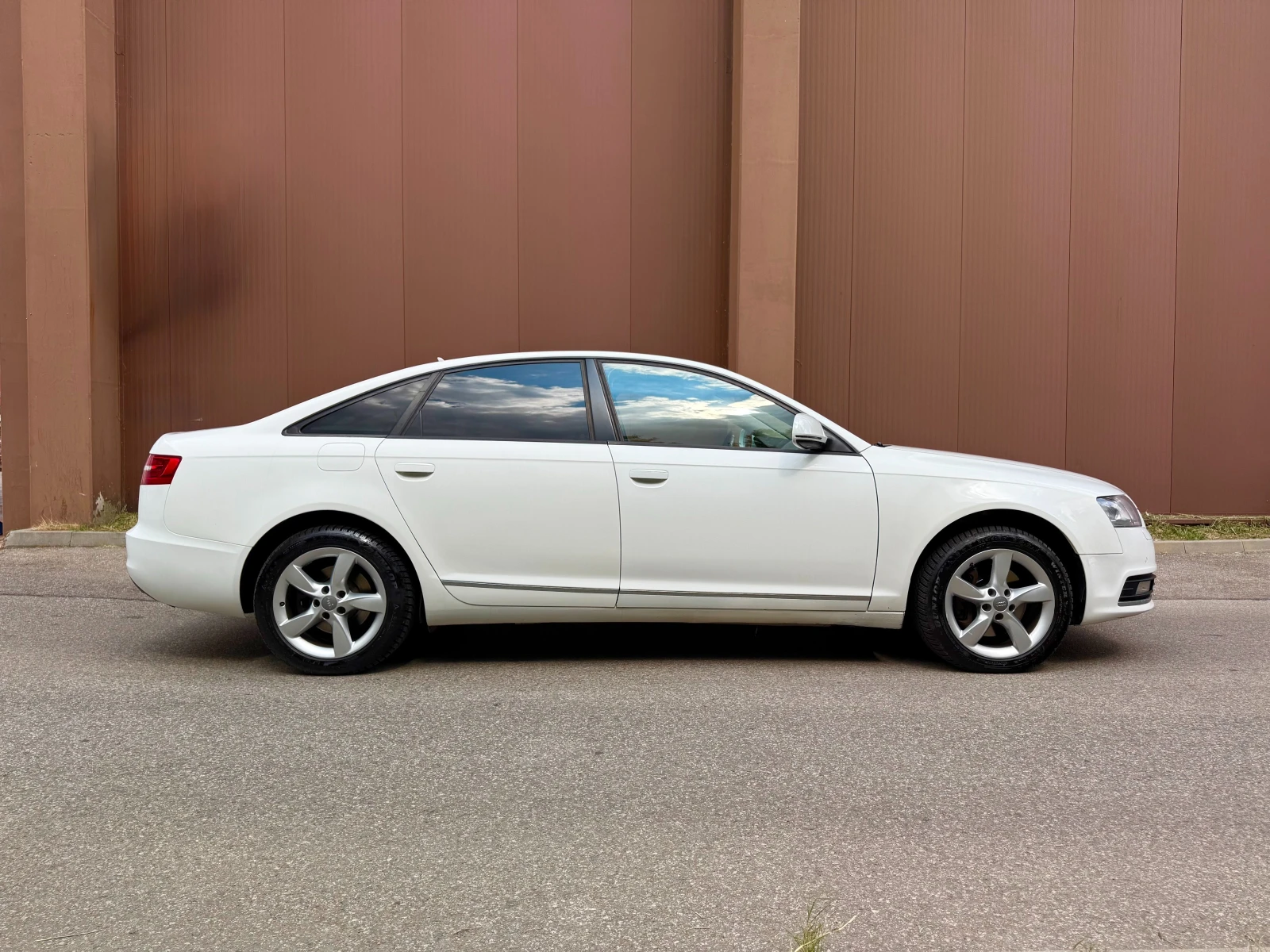 Audi A6 2.7TDI/182000КМ ОТ БЪЛГАРИЯ ГАРАНЦИЯ 6 МЕСЕЦА, снимка 5 - Автомобили и джипове - 55597027