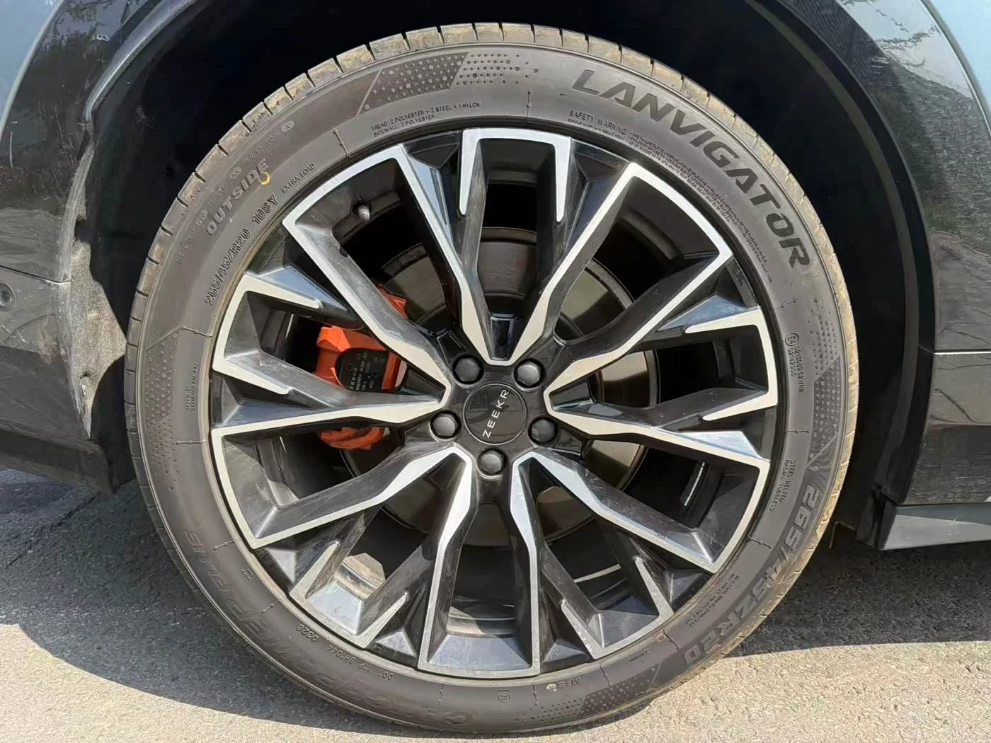 Zeekr 7X Long Range 100kwH autogeorge.com, снимка 11 - Автомобили и джипове - 55689335