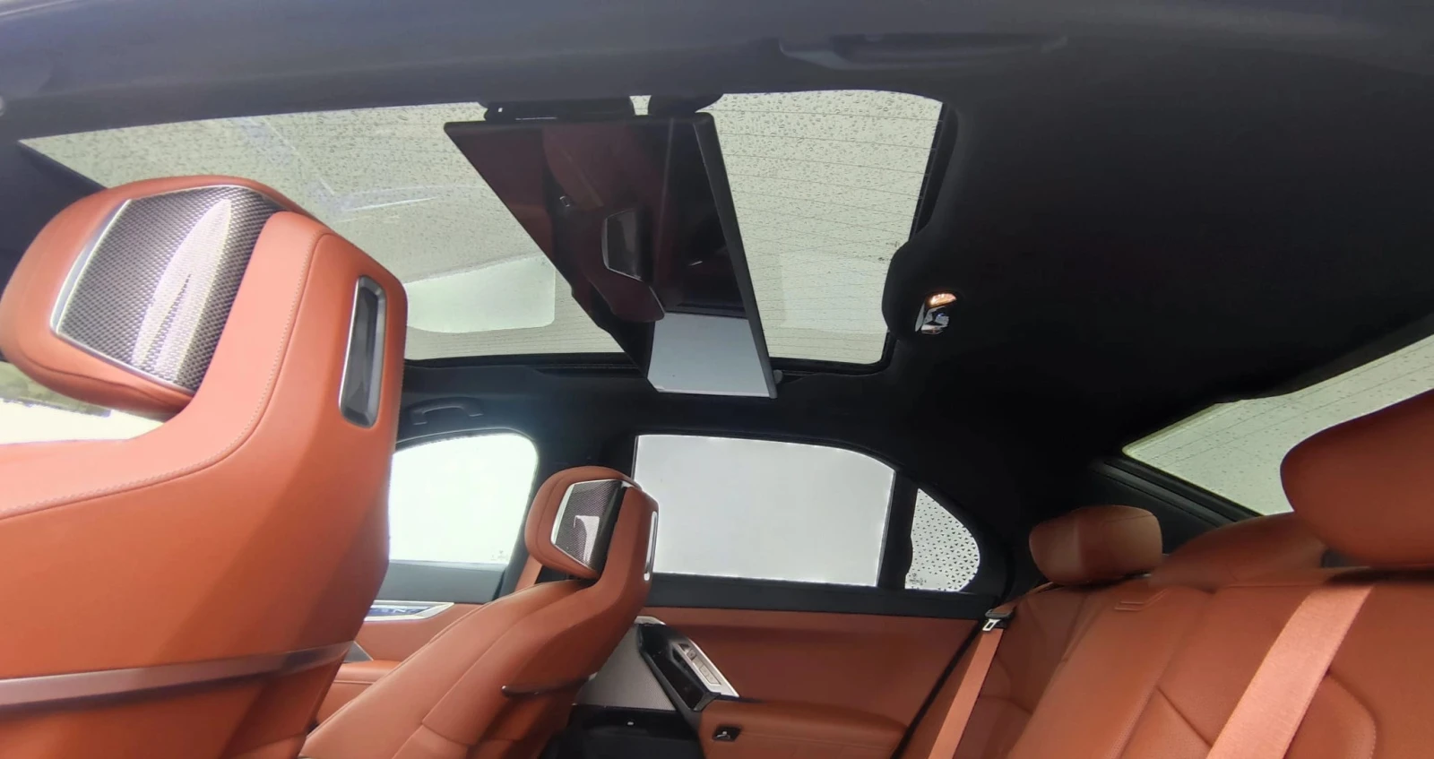 BMW 750 e xDrive M-Sport PHEV, снимка 9 - Автомобили и джипове - 56113491