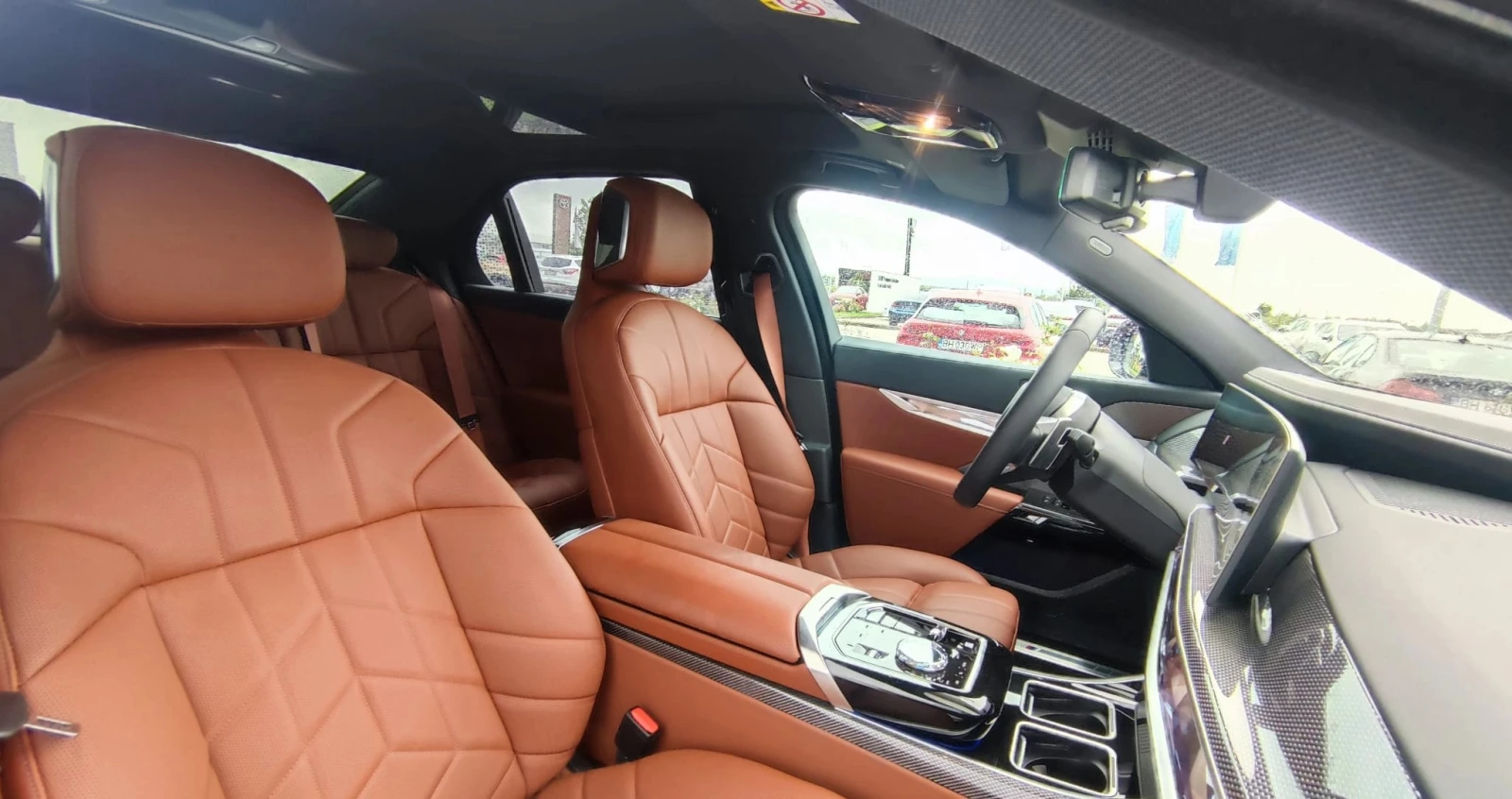 BMW 750 e xDrive M-Sport PHEV, снимка 6 - Автомобили и джипове - 56113491
