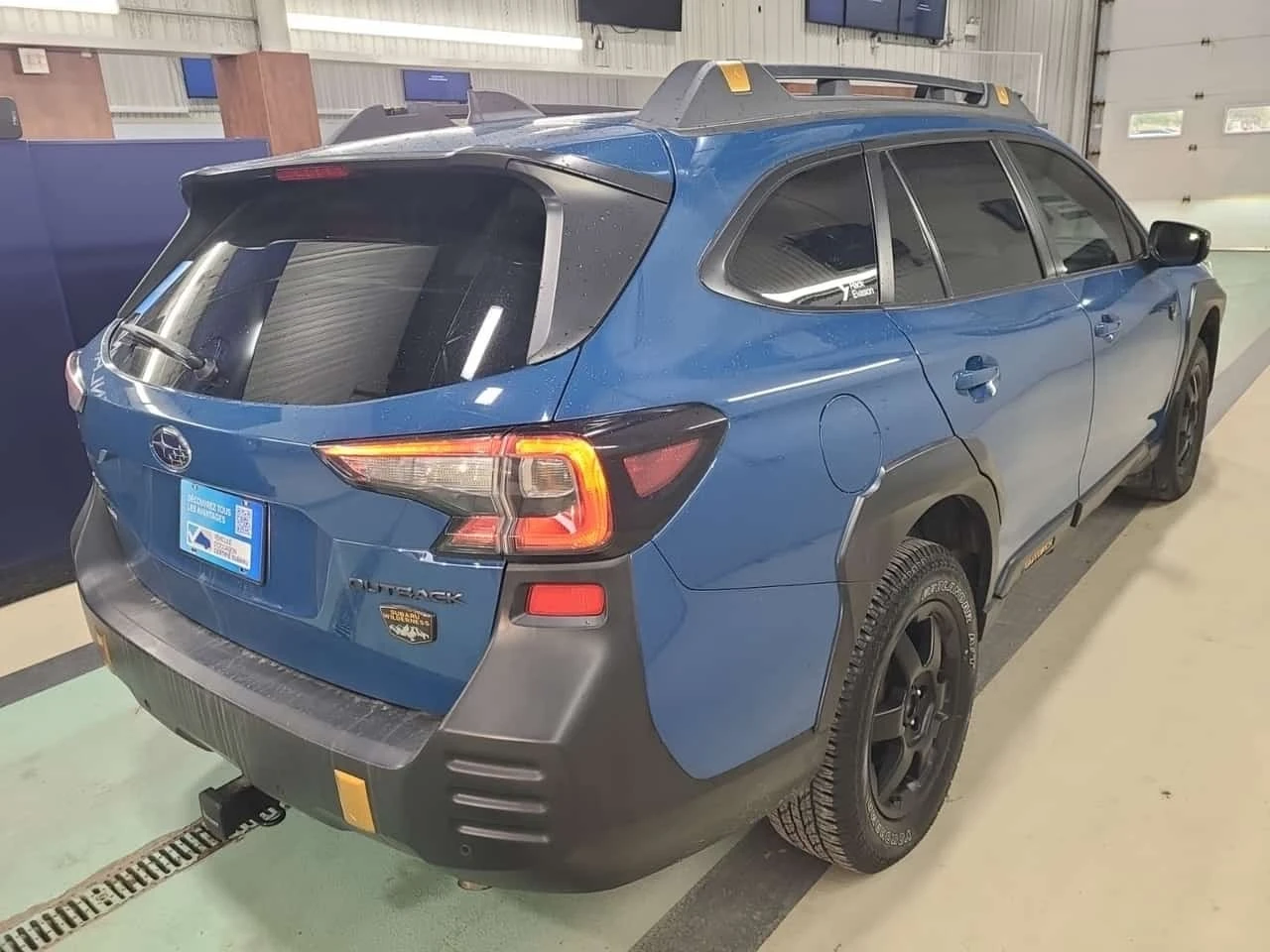 Subaru Outback * WILDERNESS * CARFAX * ����� �� ����������� | Mobile.bg � ����������� 3