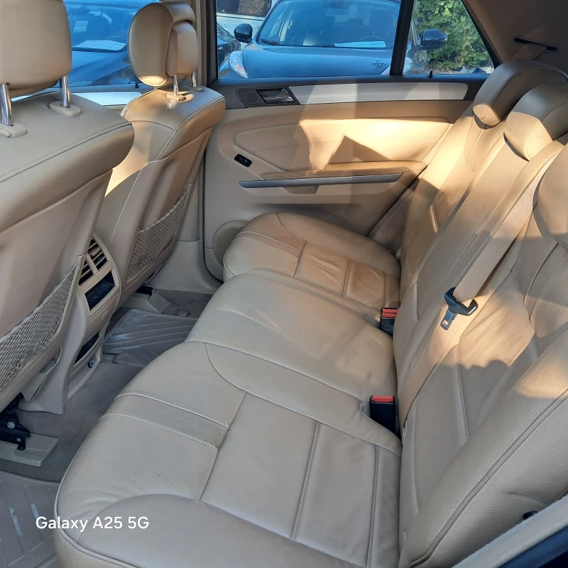 Mercedes-Benz ML 300 300 сди, снимка 6 - Автомобили и джипове - 52157530