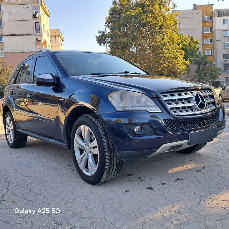 Mercedes-Benz ML 300 300 сди, снимка 9 - Автомобили и джипове - 52157530