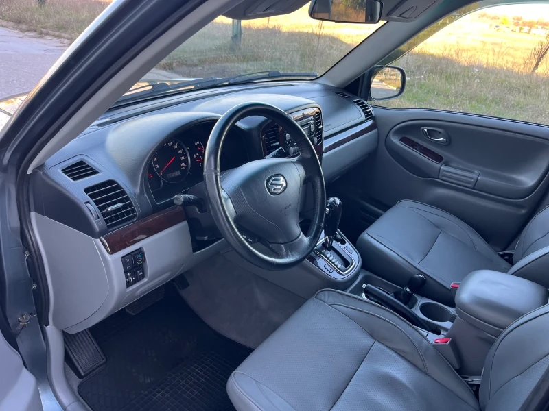 Suzuki Grand vitara 2.7 XL -7 Газов инжекцион!, снимка 12 - Автомобили и джипове - 52440349