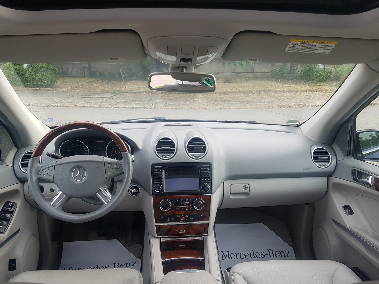 Mercedes-Benz ML 500  - изображение 10