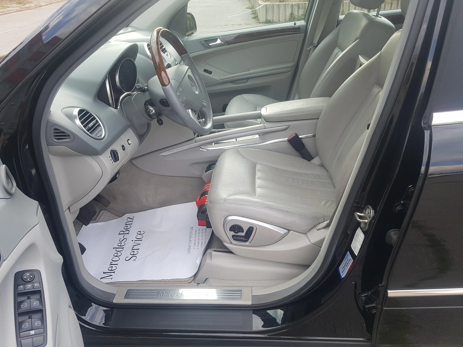 Mercedes-Benz ML 500  - изображение 8