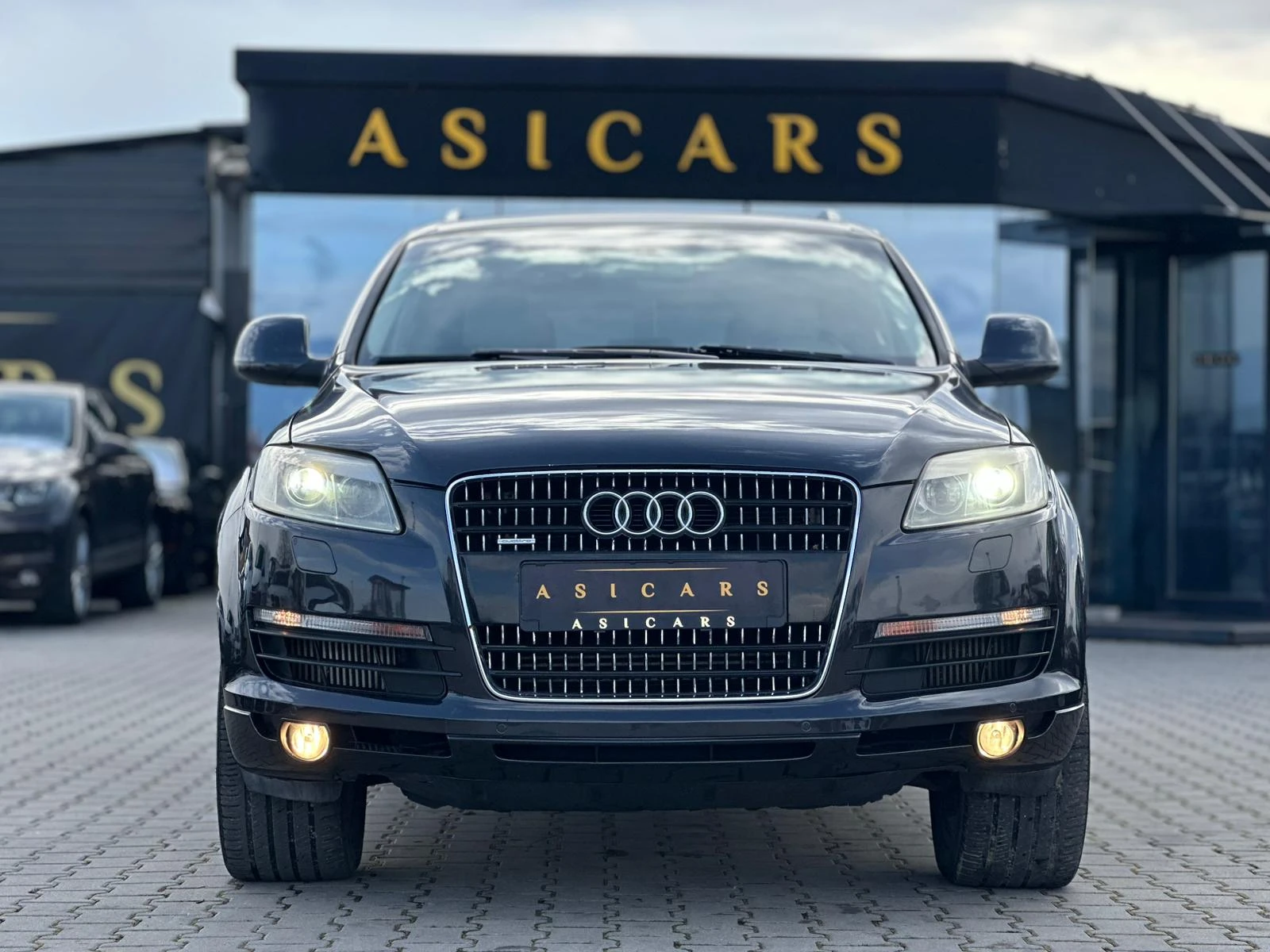 Audi Q7 / S-LINE / QUATTRO / 3.0 TDI / - изображение 8