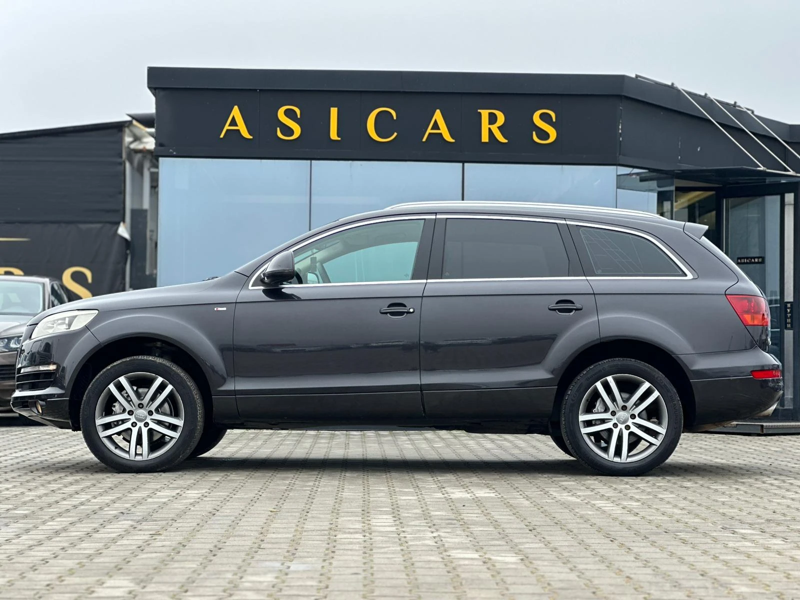 Audi Q7 / S-LINE / QUATTRO / 3.0 TDI / - изображение 2