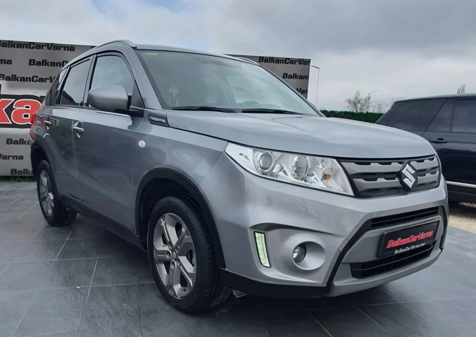 Suzuki Vitara 1.6 VVT Euro6B Navi, снимка 9 - Автомобили и джипове - 54002670