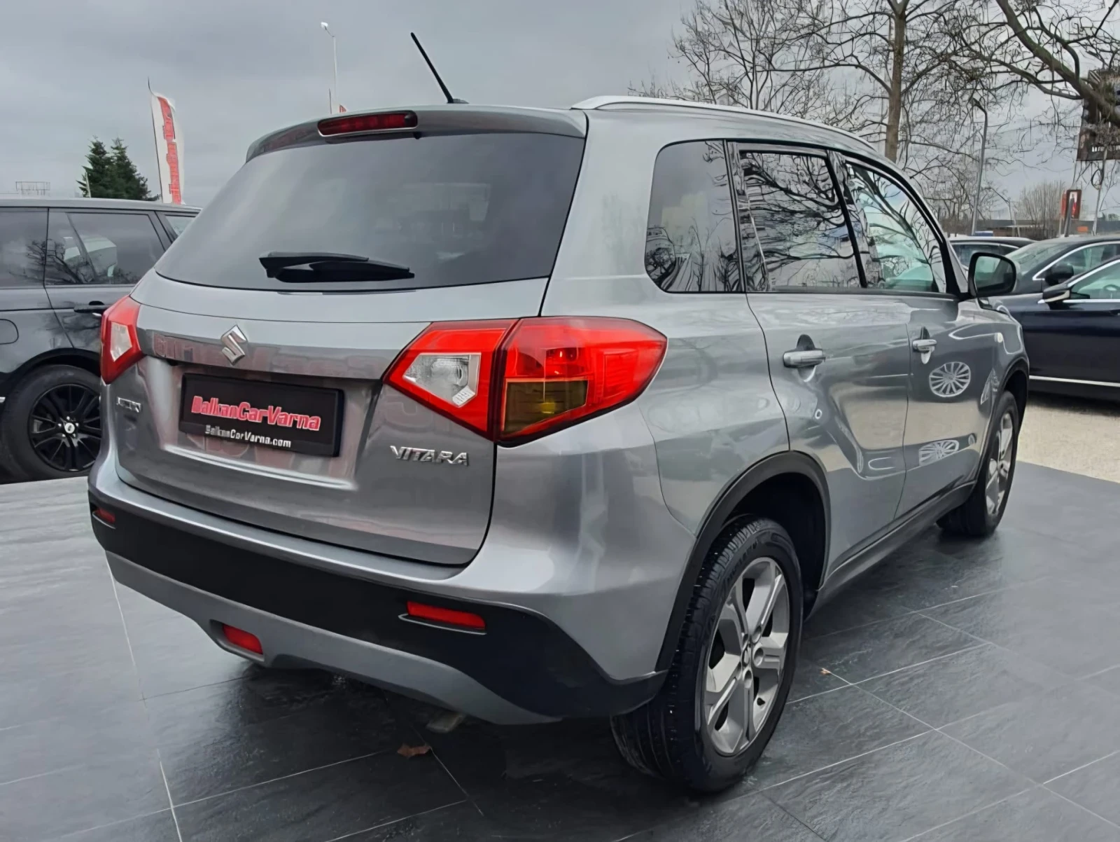 Suzuki Vitara 1.6 VVT Euro6B Navi, снимка 5 - Автомобили и джипове - 54002670