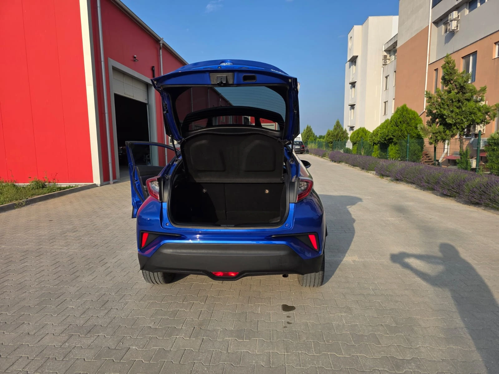 Toyota C-HR HYBRID 1.8/100000, снимка 15 - Автомобили и джипове - 54794377