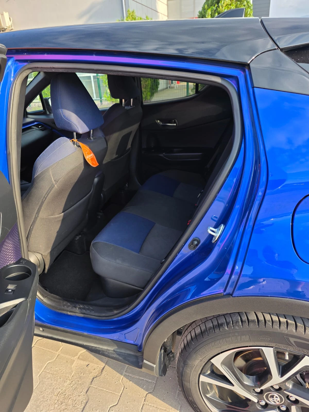Toyota C-HR HYBRID 1.8/100000, снимка 13 - Автомобили и джипове - 54794377