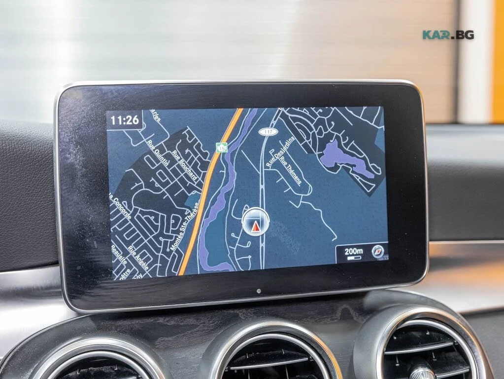 Mercedes-Benz GLC 300 * 4MATIC * PANO * Автокредит * (Цена до България), снимка 16 - Автомобили и джипове - 55282136
