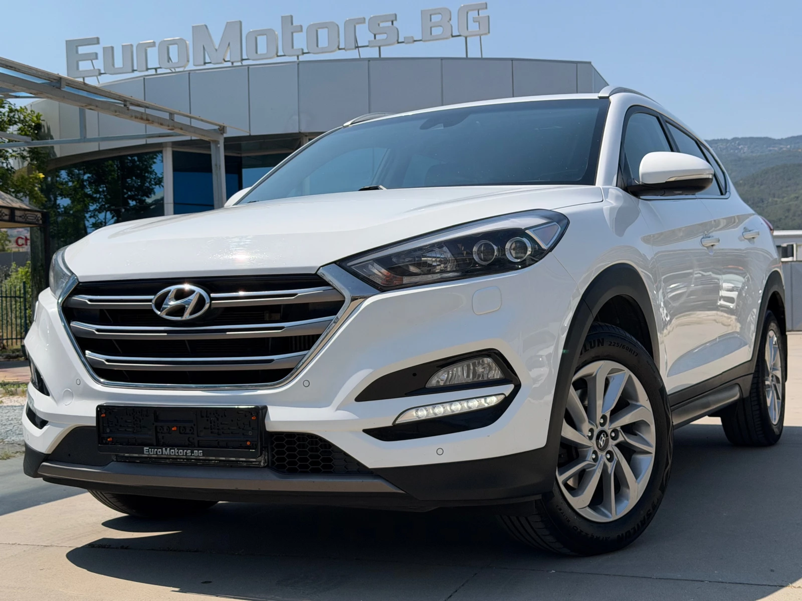 Hyundai Tucson 2.0CRDI, 4X4, STYLE-KATO HOB!