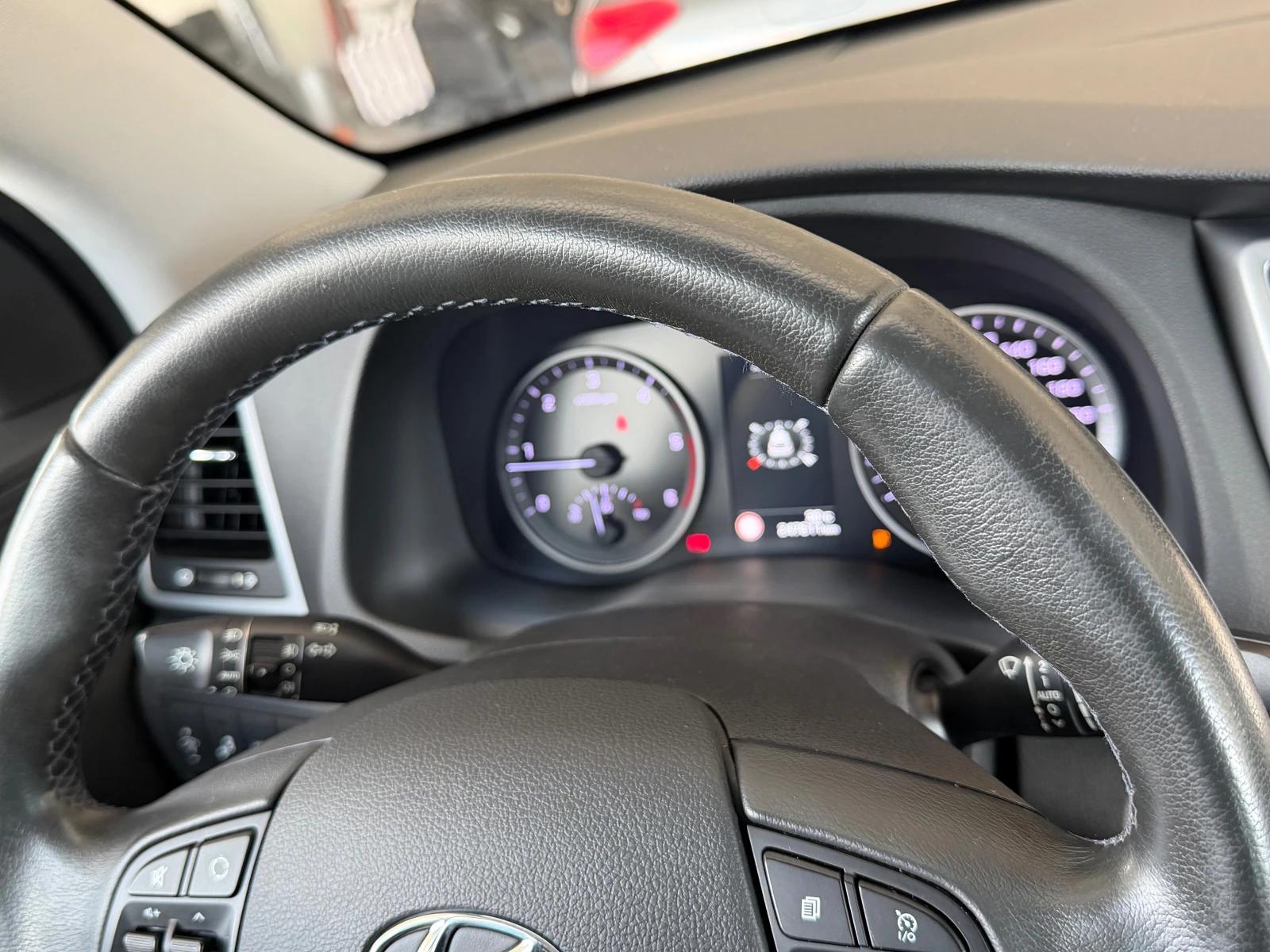 Hyundai Tucson 2.0CRDI, 4X4, STYLE-KATO HOB!, снимка 12 - Автомобили и джипове - 55664431