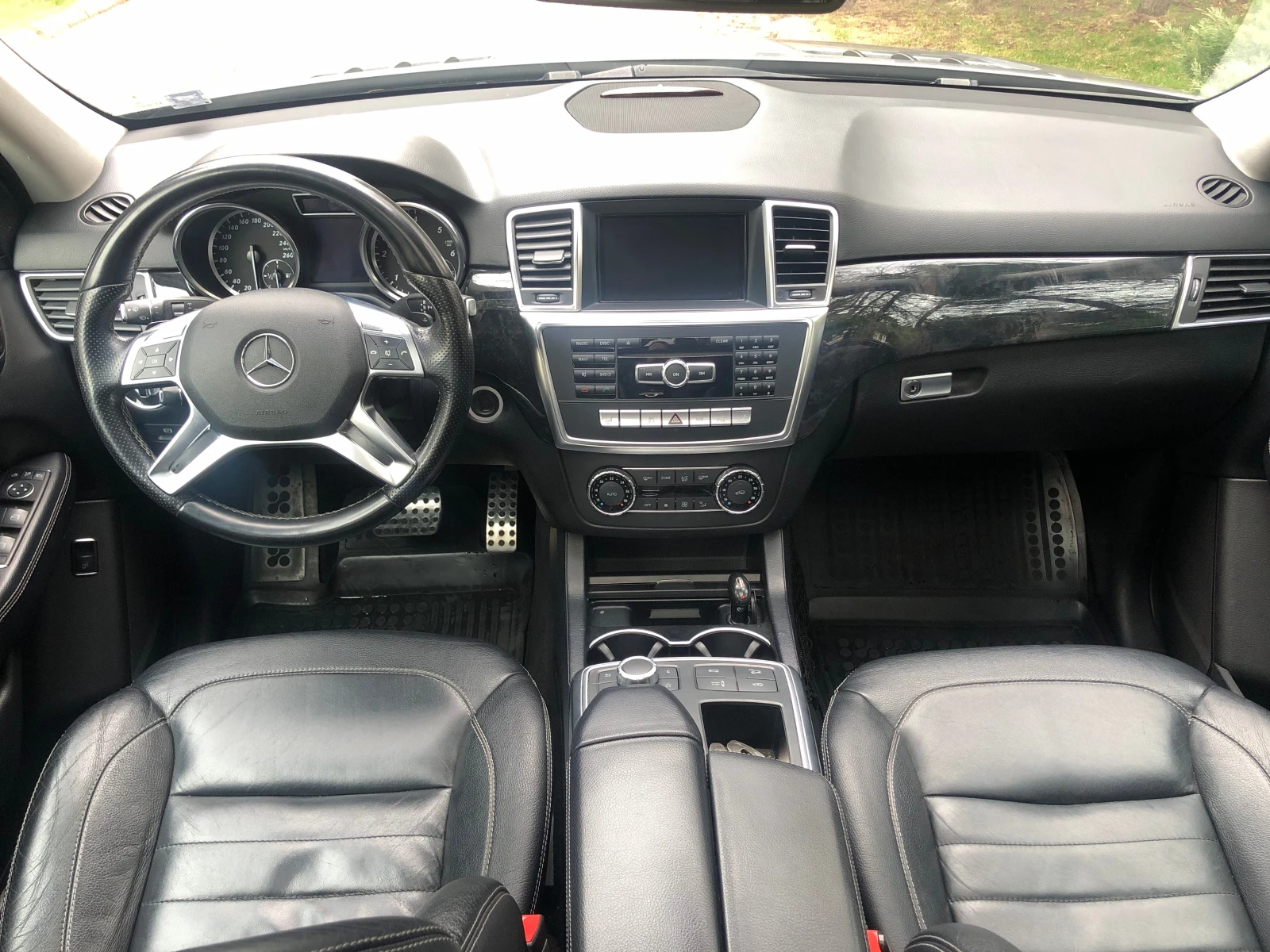 Mercedes-Benz ML 350 4МATIC AMG, снимка 12 - Автомобили и джипове - 55830963