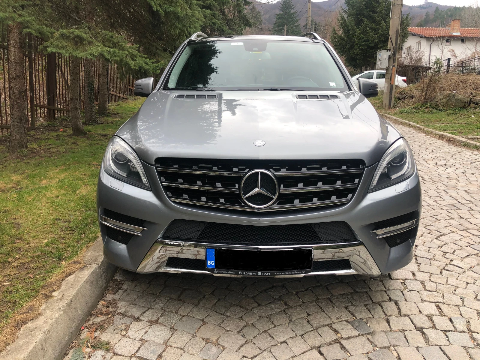 Mercedes-Benz ML 350 4МATIC AMG, снимка 4 - Автомобили и джипове - 55830963