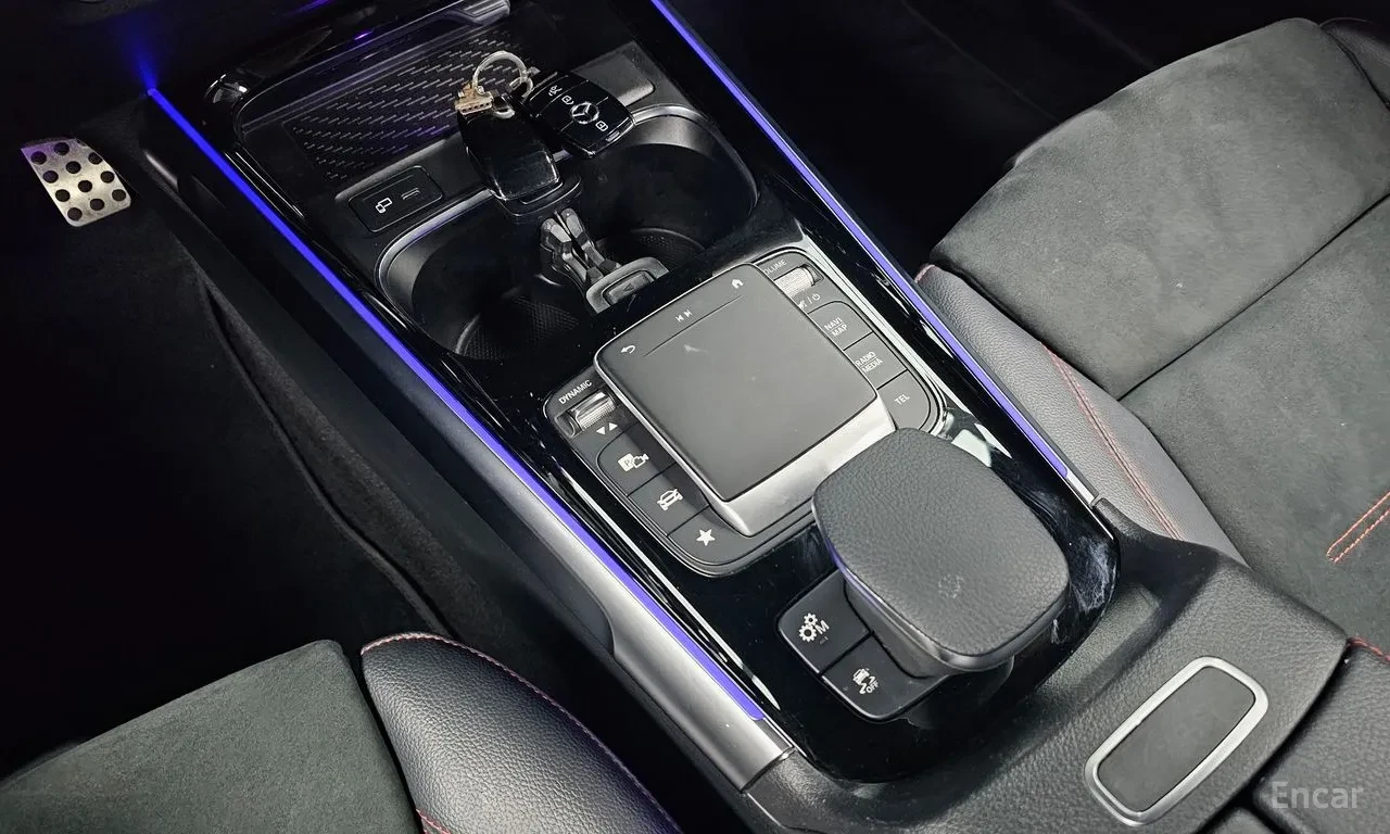 Mercedes-Benz GLB35AMG 4MATIC* ���������* LANE ASSIST* ��������* ������ � | Mobile.bg � ����������� 15