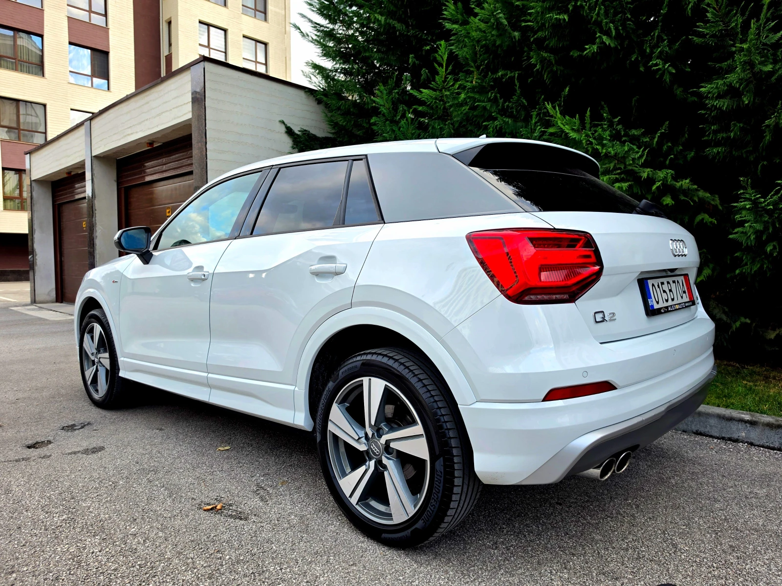 Audi Q2 2.0 s-line 4x4 FULL , снимка 7 - Автомобили и джипове - 56515801